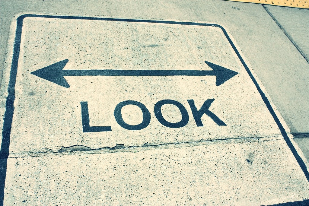 Looked by timlewisnm looking photo